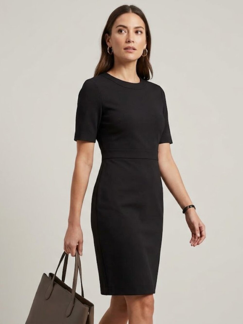 NWT Banana Republic Black Short-Sleeve Sheath Dress size 8